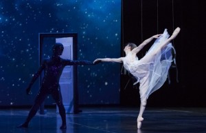 Балетная труппа Финской национальной оперы показала программу под броским названием «Четыре финских хореографа – это сила»