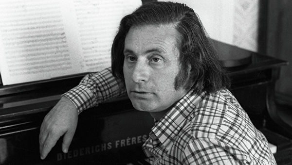 Альфред Гарриевич Шнитке