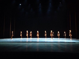 Репетиция на сцене Мариинского театра. Фото с сайта vk.com/context.dianavishneva