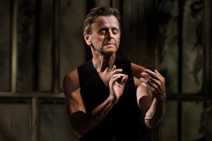 Спектакль Нового Рижского театра и Baryshnikov Productions «Бродский/Барышников» Спектакль Нового Рижского театра и Baryshnikov Productions «Бродский/Барышников»