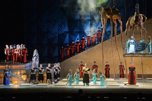 Картинка рулит: спорно, но красиво