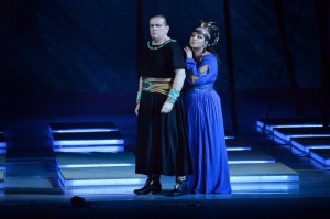 Картинка рулит: спорно, но красиво