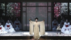 Мадам Баттерфляй