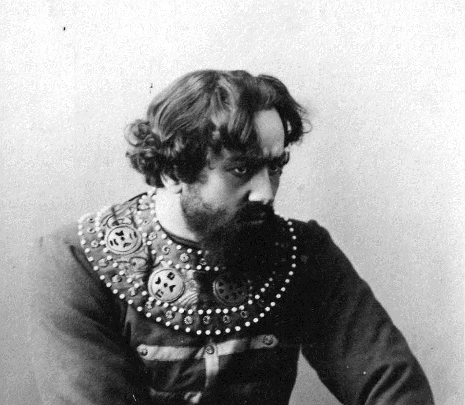 Петр Оленин