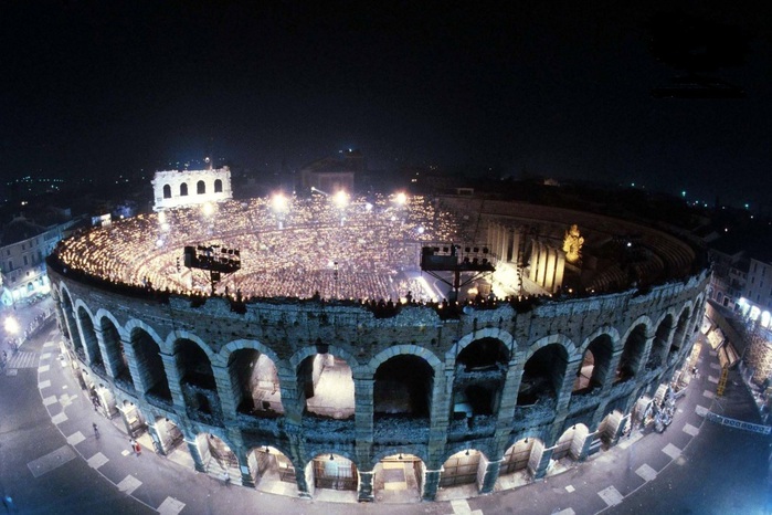 АРЕНА ДИ ВЕРОНА