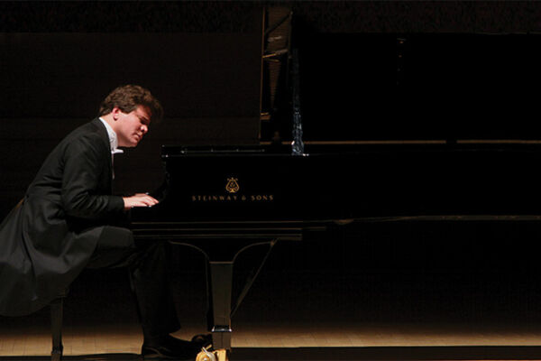 Если умеешь слушать классическую музыку, плохим человеком не