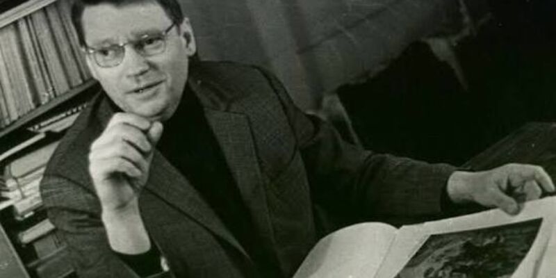 Трудно предсказать, что человек возьмёт из прошлого в будущее…