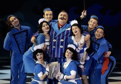 Смех и слезы счастью не помеха