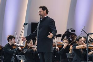 Ильдар Абдразаков покорил Суздаль на Летнем фестивале Дениса
