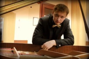 Гайдар Бескембиров победил в конкурсе пианистов во Фрайбурге