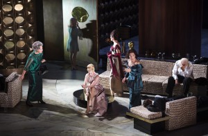 Salzburger Festspiele 2016/Thomas Ad?s/The exterminating Angel/Premiere am 28.07.2016/Musikalische Leitung:Thomas Ad?s/Inszenierung:Tom Cairns/B?hne und Kost?me:Hildegard Bechtler//Anne Sofie von Otter:Leonora, Sophie Bevan:Beatriz, Sally Matthews:Silvia, Audrey Luna:Leticia, Christine Rice:Blanca, Thomas Allen:Roc Copyright:Monika Rittershaus