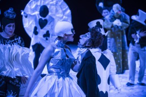 Сказки Гофмана Оффенбаха на сцене Кёльнской детской оперы Сказки Гофмана Оффенбаха на сцене Кёльнской детской оперы