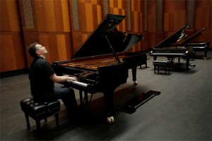 Шесть российских пианистов участвуют в конкурсе Клиберна Шесть российских пианистов участвуют в конкурсе Клиберна