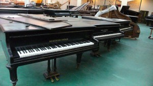 В рамках выставки «Покинутый дом: кунсткамера московских роялей» состоится концерт фортепианной музыки на старинных инструментах В рамках выставки «Покинутый дом: кунсткамера московских роялей» состоится концерт фортепианной музыки на старинных инструментах