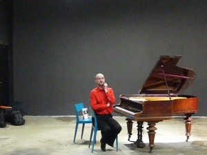 В рамках выставки «Покинутый дом: кунсткамера московских роялей» состоится концерт фортепианной музыки на старинных инструментах В рамках выставки «Покинутый дом: кунсткамера московских роялей» состоится концерт фортепианной музыки на старинных инструментах