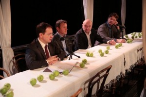 «Студия театрального искусства» Сергея Женовача официально перешла в федеральное ведение. «Студия театрального искусства» Сергея Женовача официально перешла в федеральное ведение.