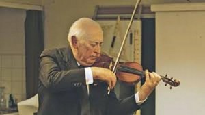 В Венгрии умер скрипач Петер Комлош