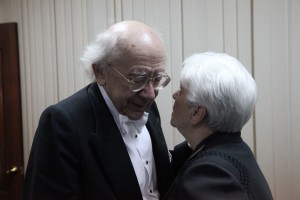 Поздравления от постоянной слушательницы - Натальи Солженицыной. Фото Сергея Бирюкова