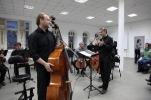Московский камерный оркестр Musica Viva под руководством народного артиста России Александра Рудина завершил сезон программой «Ночной дозор» Московский камерный оркестр Musica Viva под руководством народного артиста России Александра Рудина завершил сезон программой «Ночной дозор»