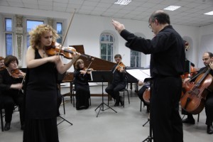 Московский камерный оркестр Musica Viva под руководством народного артиста России Александра Рудина завершил сезон программой «Ночной дозор» Московский камерный оркестр Musica Viva под руководством народного артиста России Александра Рудина завершил сезон программой «Ночной дозор»